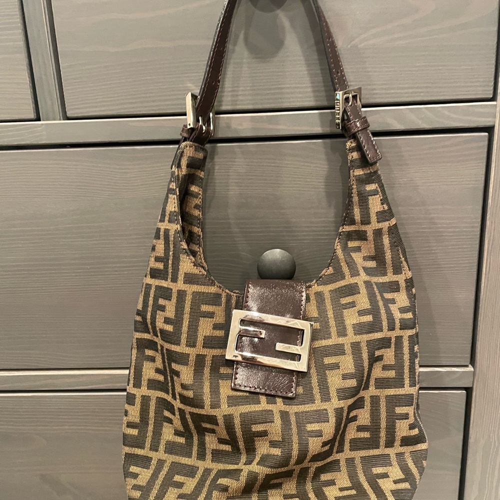 Vintage Fendi shoulder Bag - Picture 2 of 6
